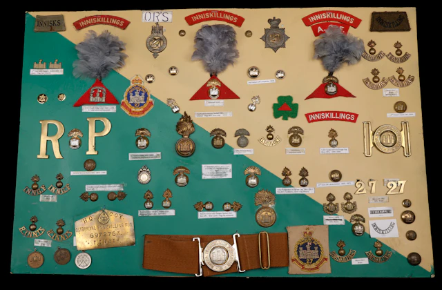 Assorted Inniskilling Fusiliers Other Ranks Insignia. A very good