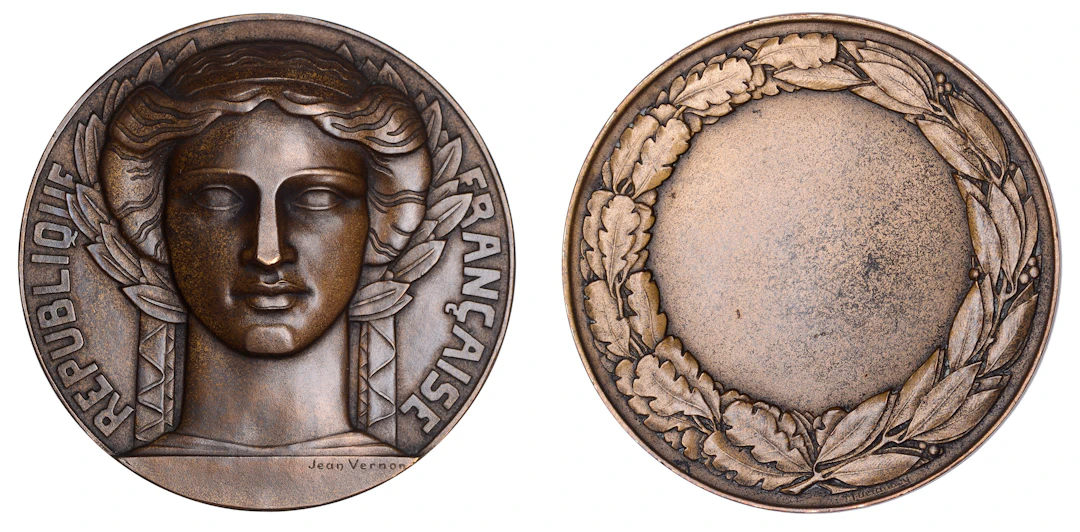 FRANCE, République Française, c. 1935, an Art Déco bronze award medal