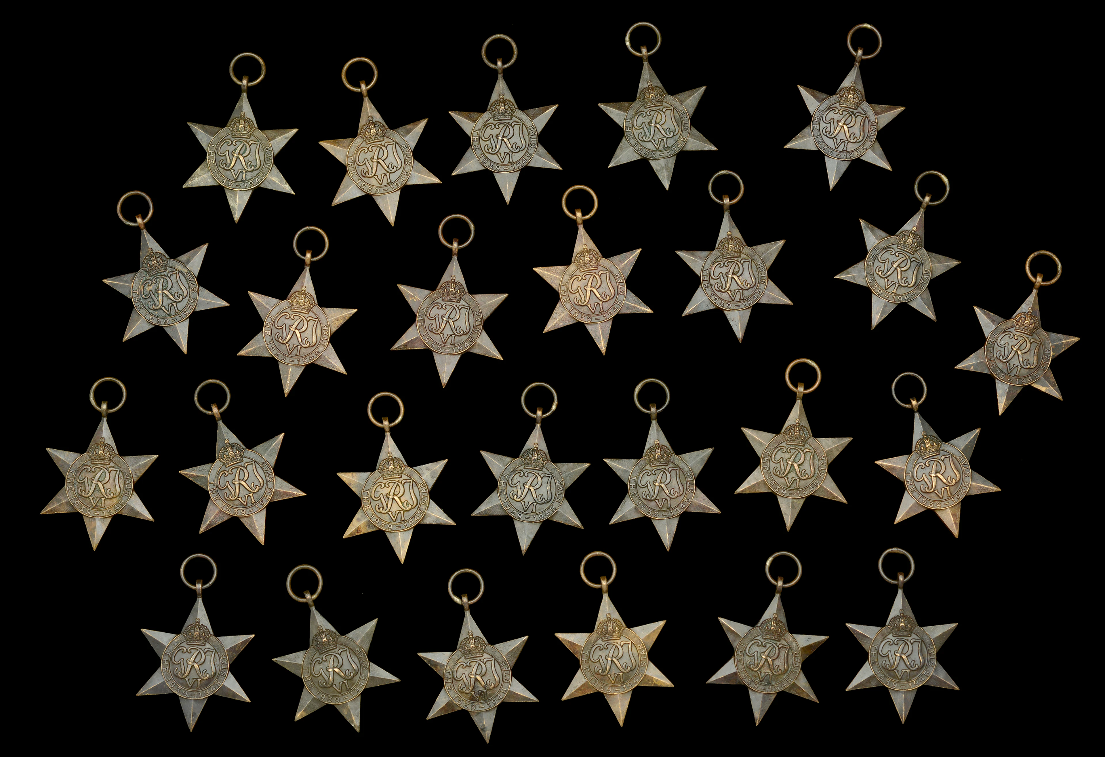 1939-45 Star (25), all unnamed as issued, generally very fine (25) £50-£70