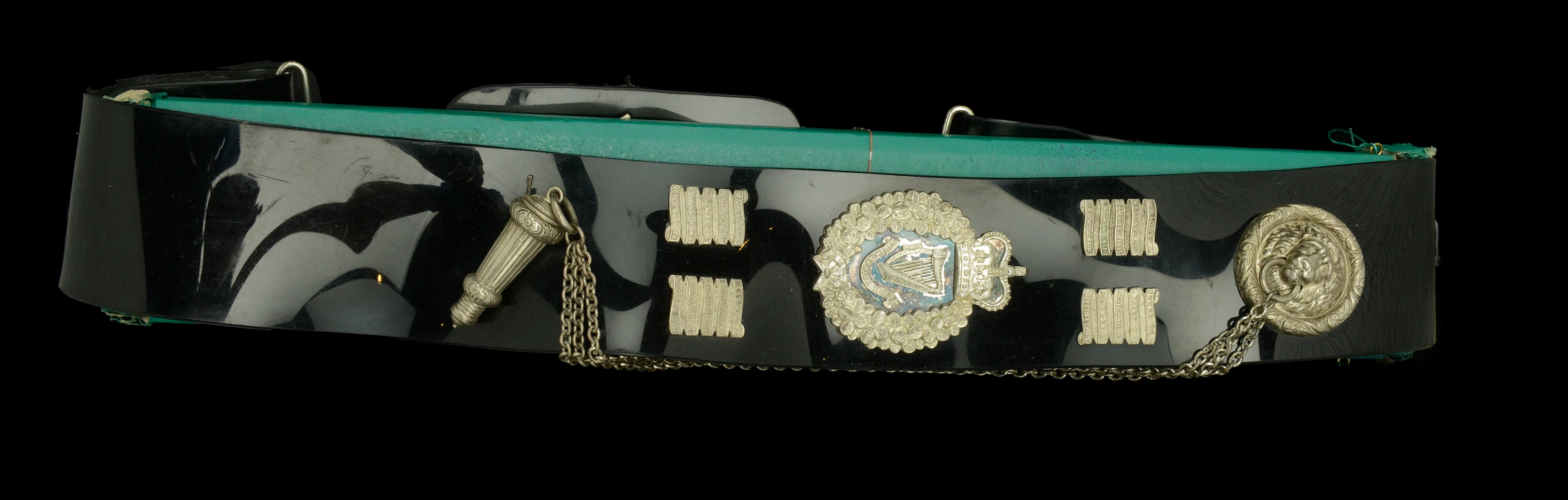 London Irish Rifles, Officer’s Shoulder Belt and Pouch. A very good