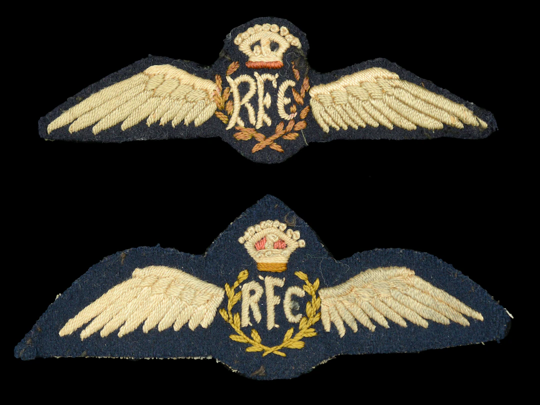 Royal Flying Corps Pilot’s Brevets. Good and scarce very fine tailor