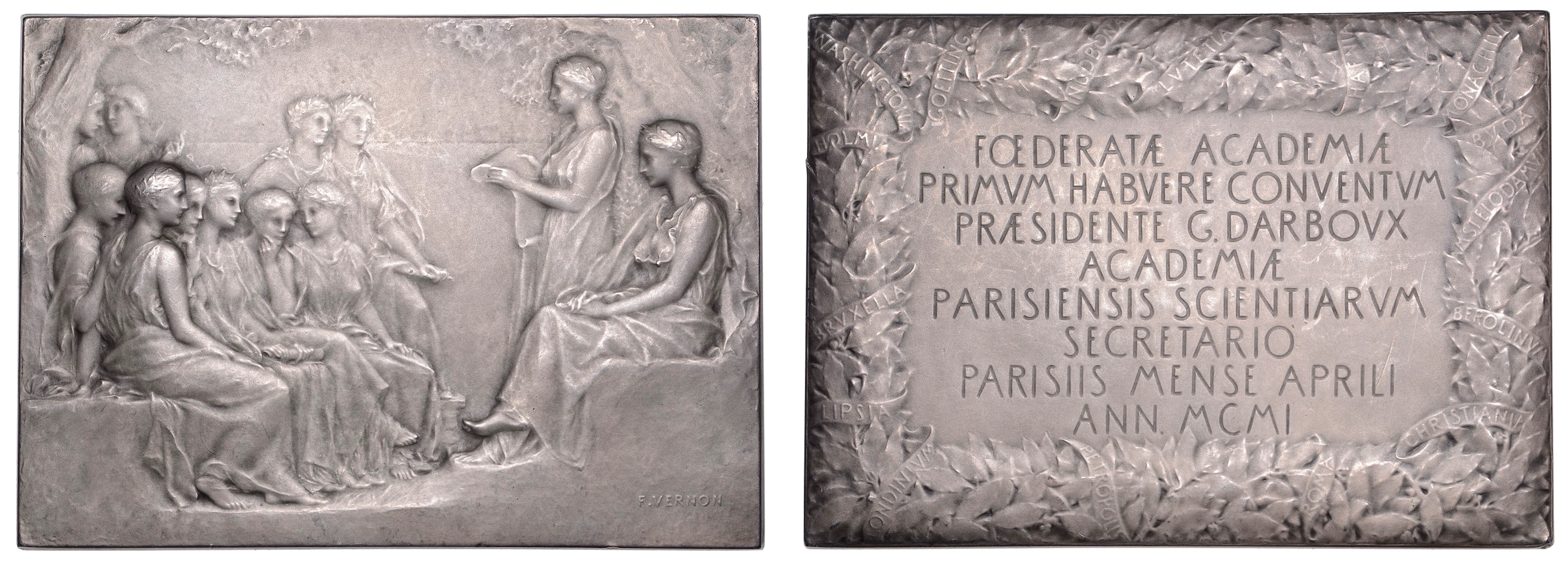 FRANCE, Réunion internationale des académies [International Meeting