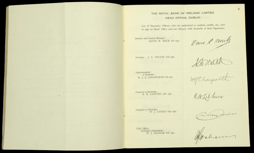 Royal Bank of Ireland, an official booklet of ‘Facsimile Specimen