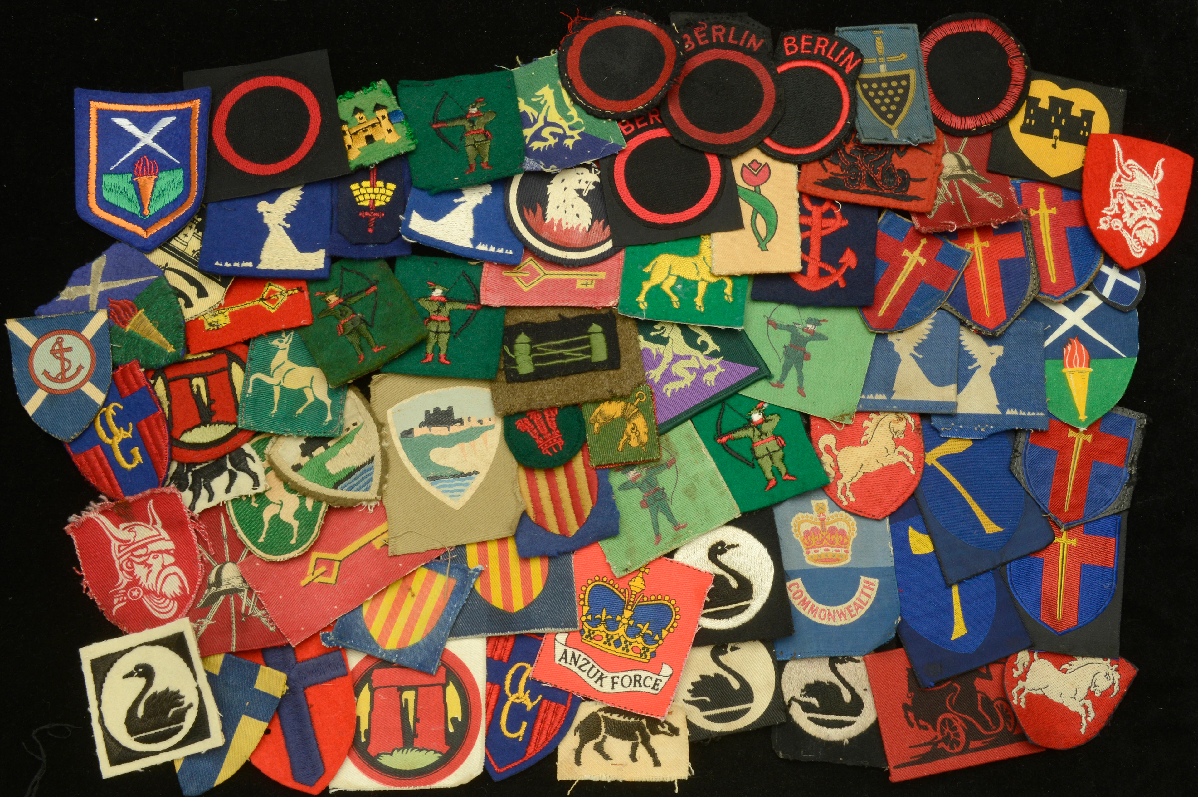 Assorted British Formation Badges and Insignia. A good selection including