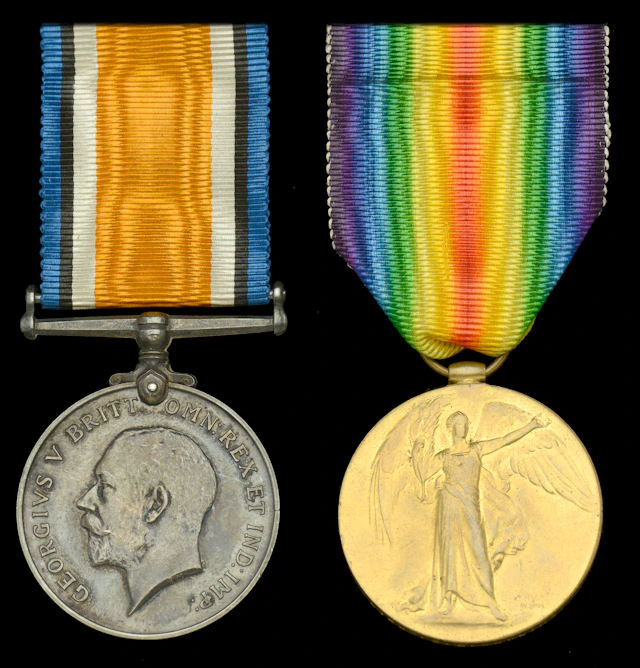 Pair: Lieutenant G. Q. Dowling, Princess Patricia’s Canadian Light