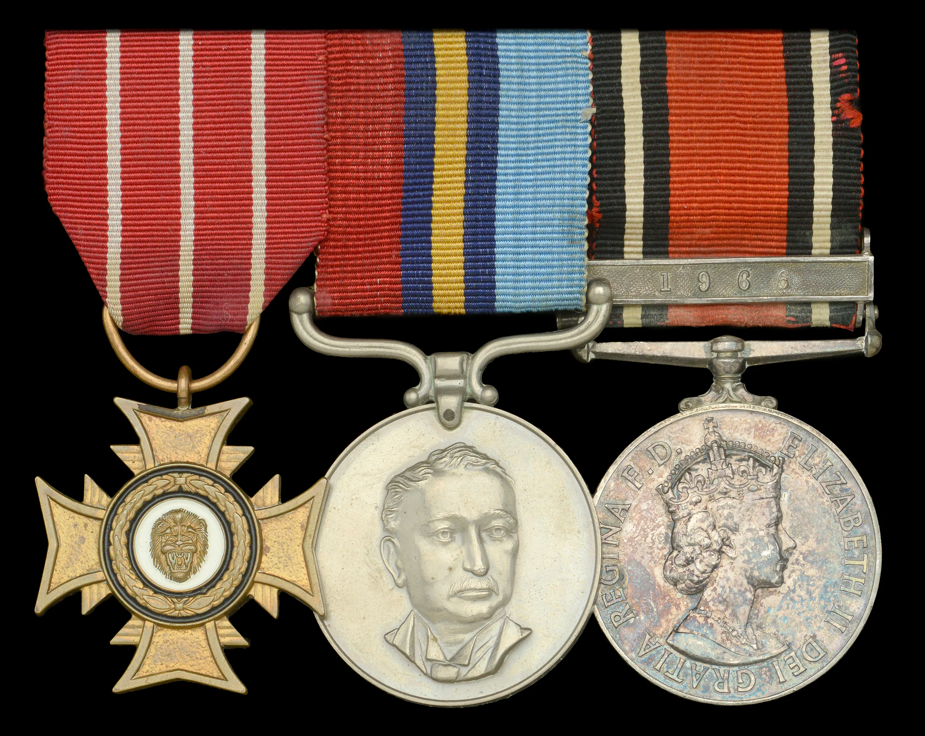 The unique Bronze Cross of Rhodesia (B.C.R.) and Queen’s Best Shot ...
