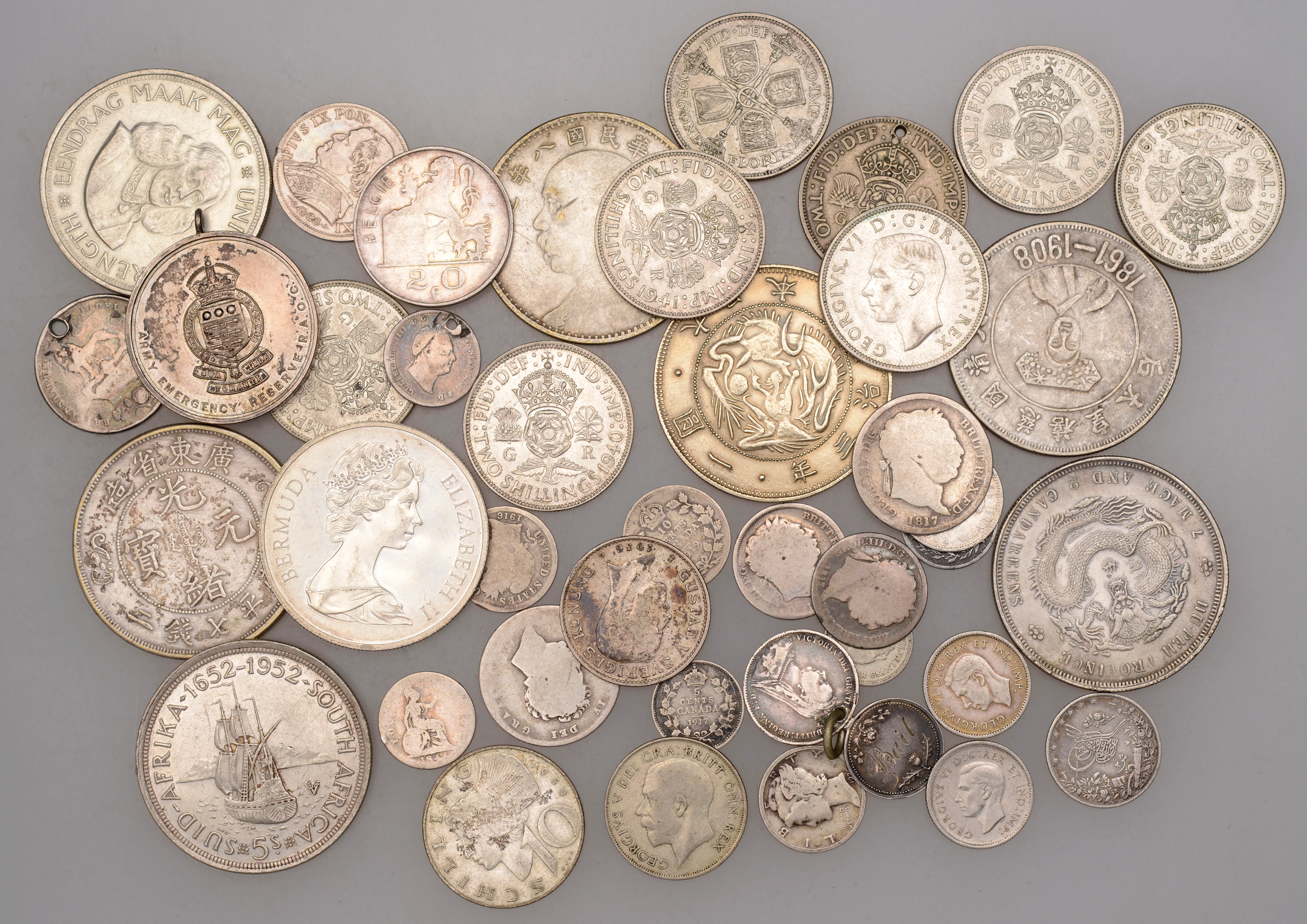 Miscellaneous, Miscellaneous British and World coins in silver (41)