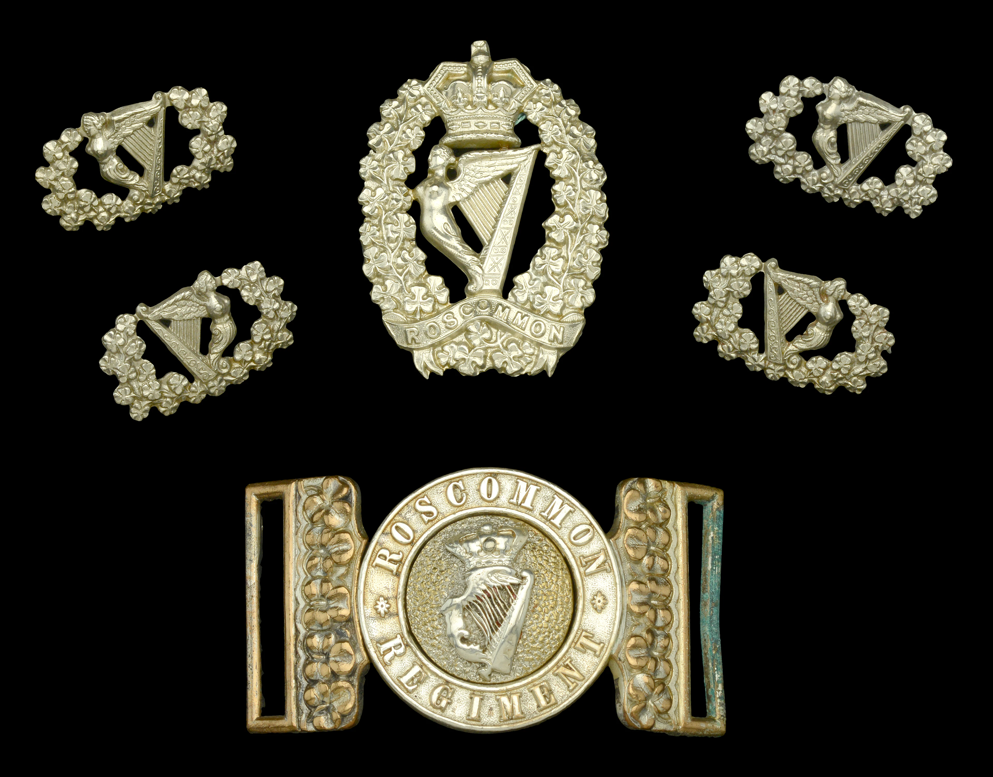Assorted Roscommon Militia Insignia. A very good Victorian era selection