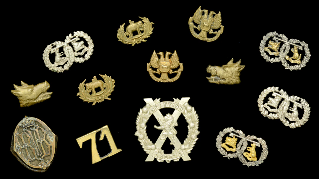 Assorted Scottish Insignia. A good selection of Glengarry Badges and