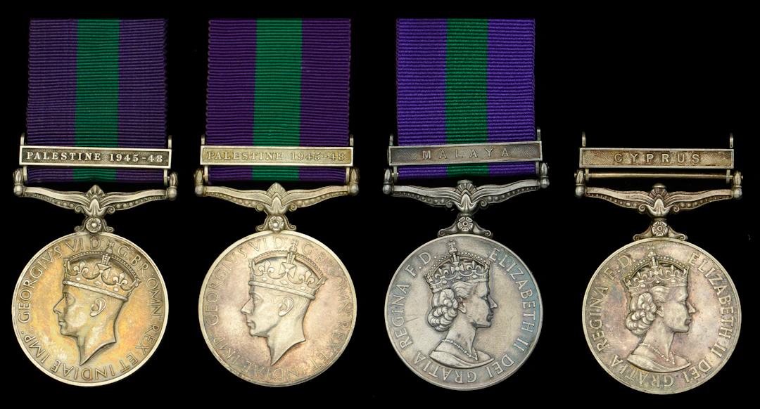 General Service 1918-62, 1 clasp (4), Palestine 1945-48 (2) (14191424
