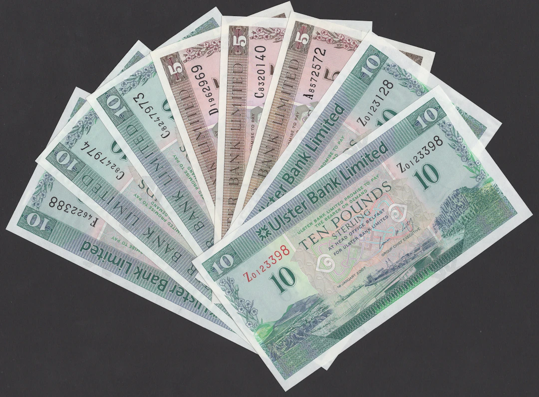 Ulster Bank Limited, £5 (3), 1998 and 2001 (2), Wilson signature