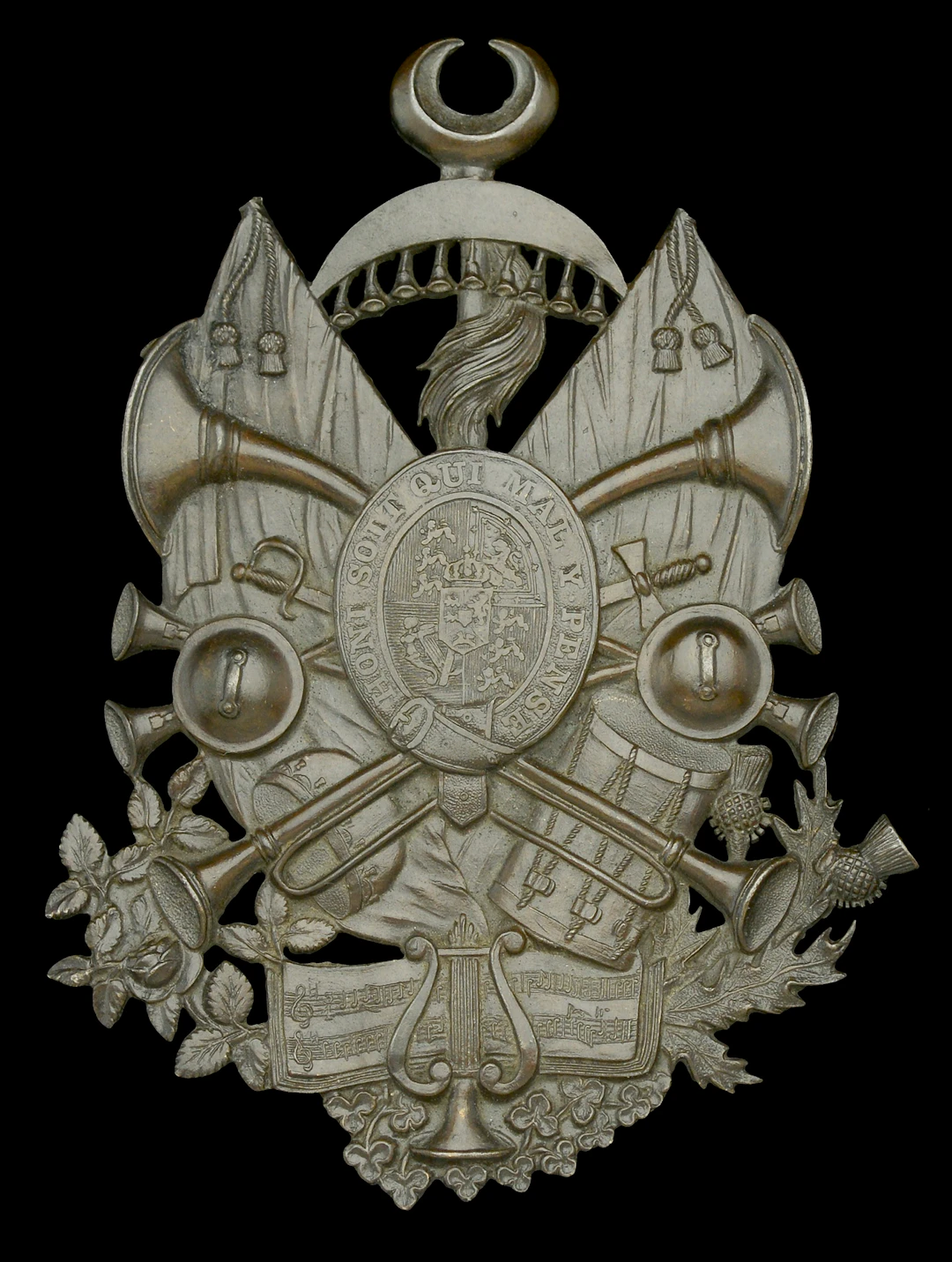 Trophy of Arms Military Band, Officer’s Shako Plate. A very good and