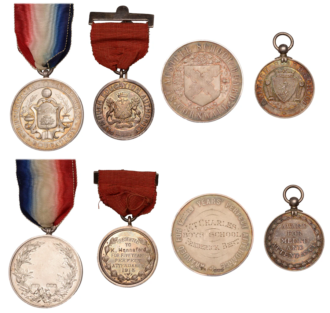 Great Britain, BEDFORDSHIRE, Education Committee, a silver award medal