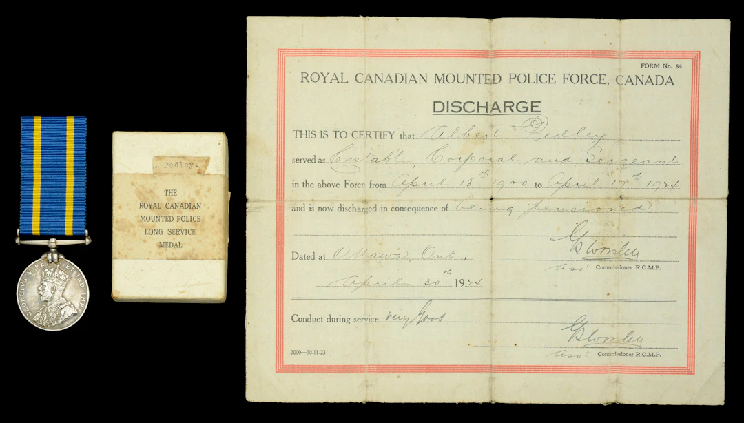 Royal Canadian Mounted Police Long Service Medal, G.V.R., robed bust