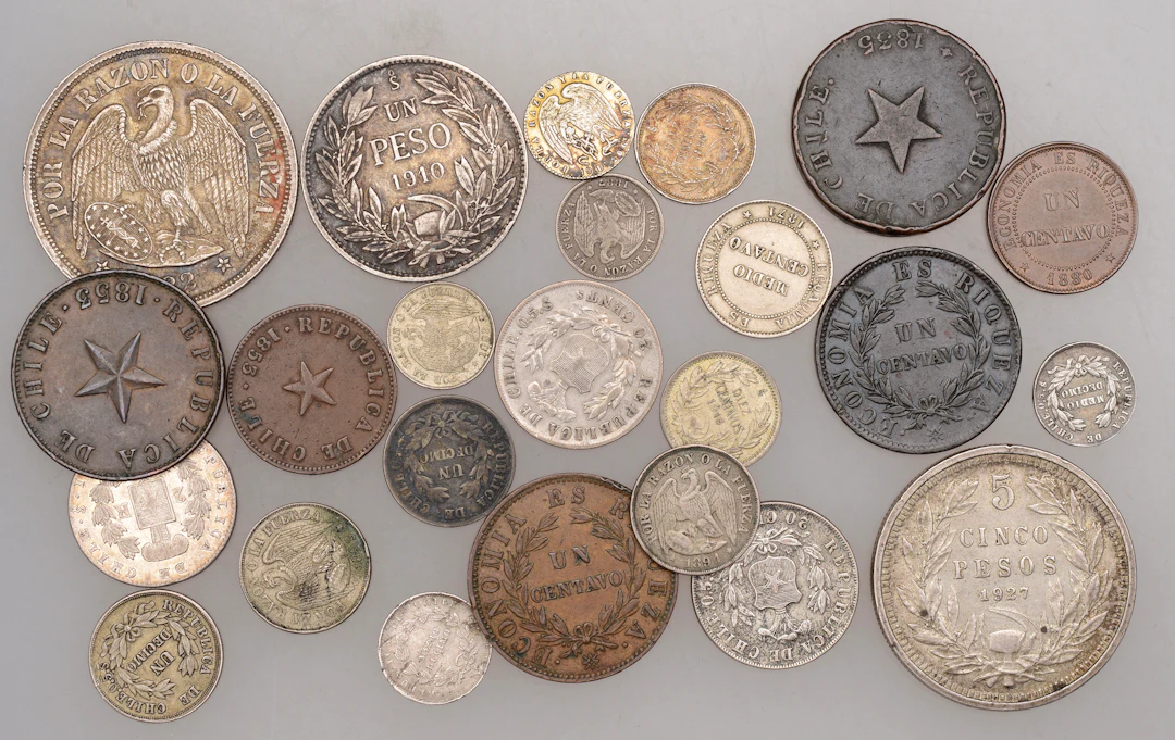 Chile, Republic, 5 Pesos, 1927so, Peso, 1882so, 2 Reales, 1846, Half-Real