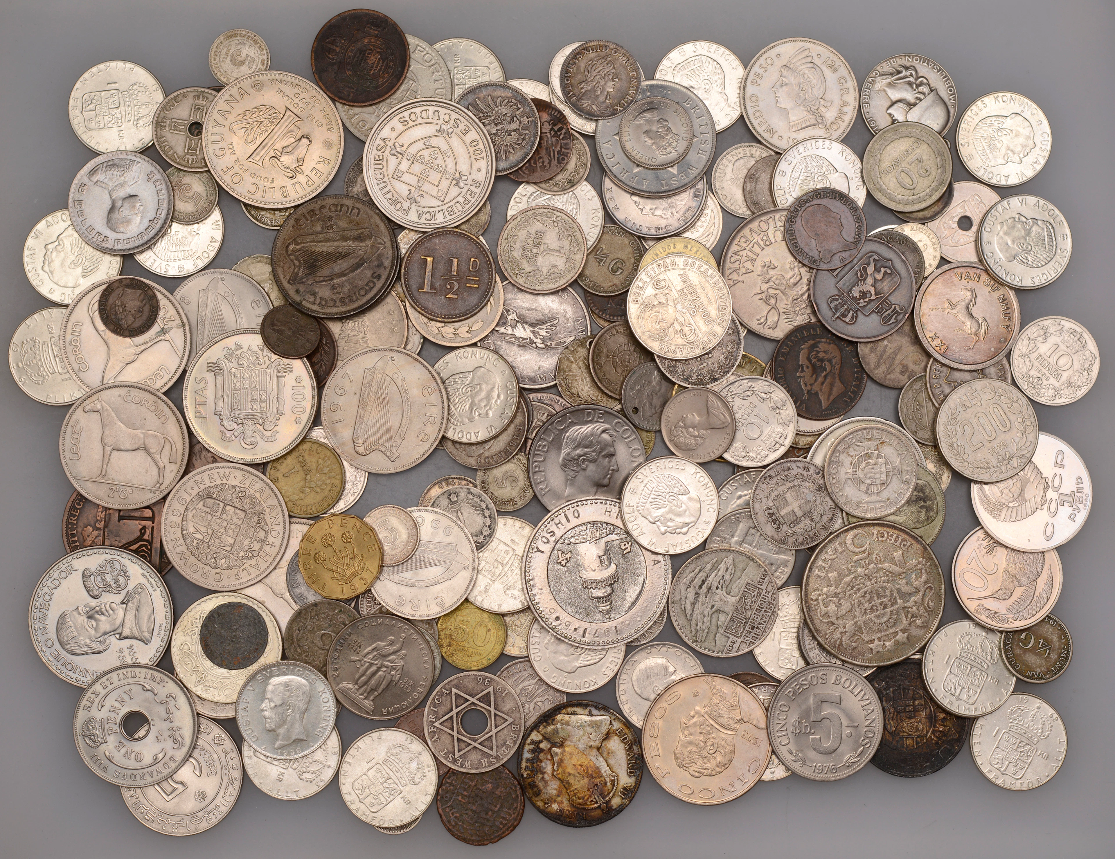 Miscellaneous, Miscellaneous World coins in silver and base metals