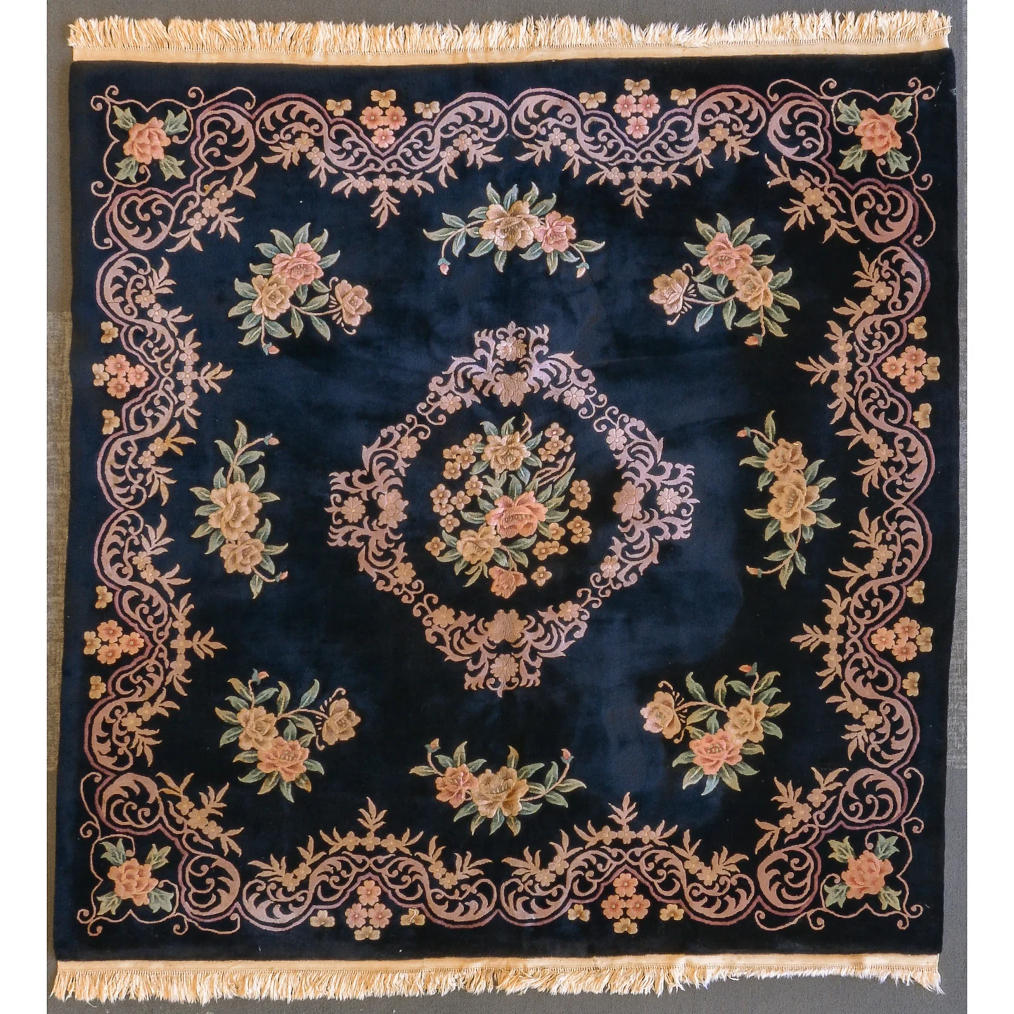Modern Chinese Rug, China, 8.7 x 8.7