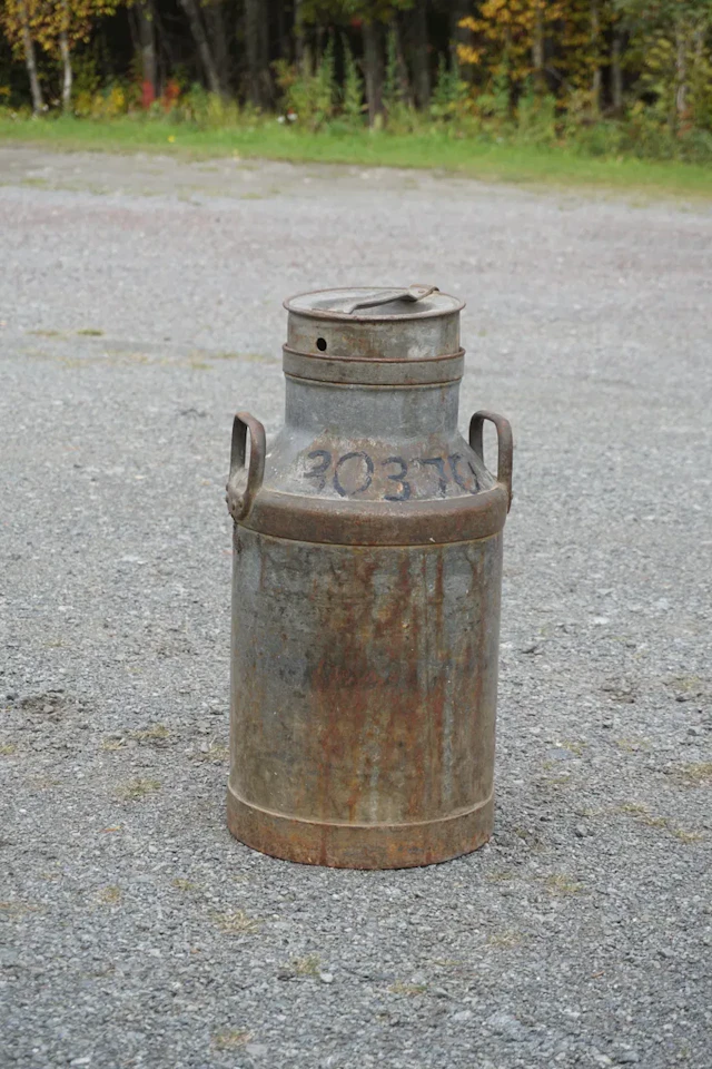 Mjölkkanna. B198/