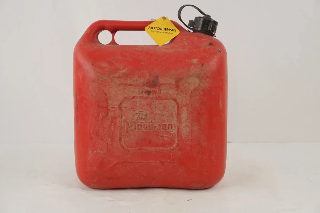 Bell Plasti-can bensindunk. D118/