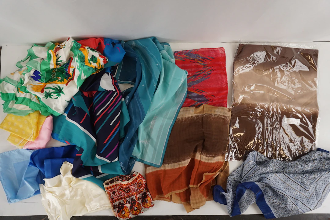 Foulard / scarf. A1630