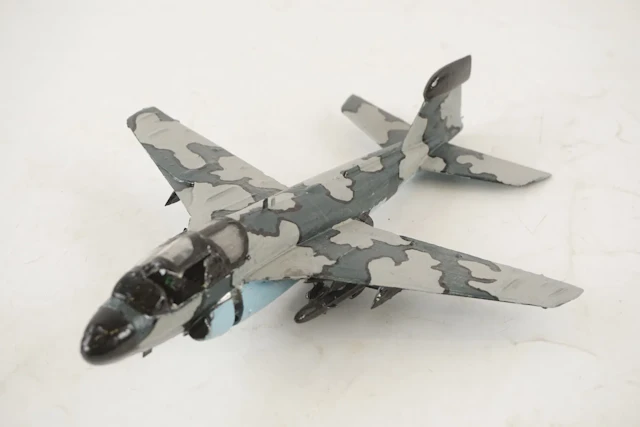 Grumman EA-6B Prowler plan modell. A4/