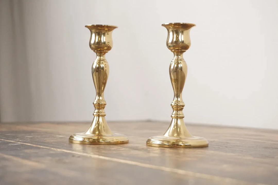 2st Ljusstake i mässing. A75