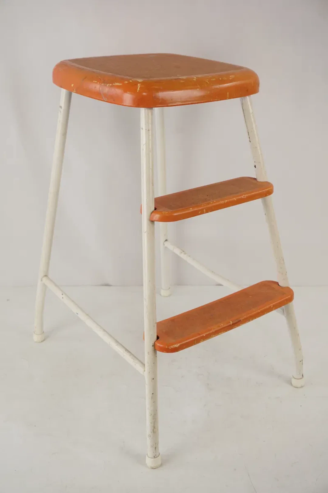 Vintage stegpall orange. B115