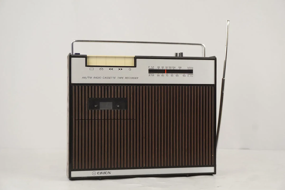 Orion CAF-3 Radio. A154/