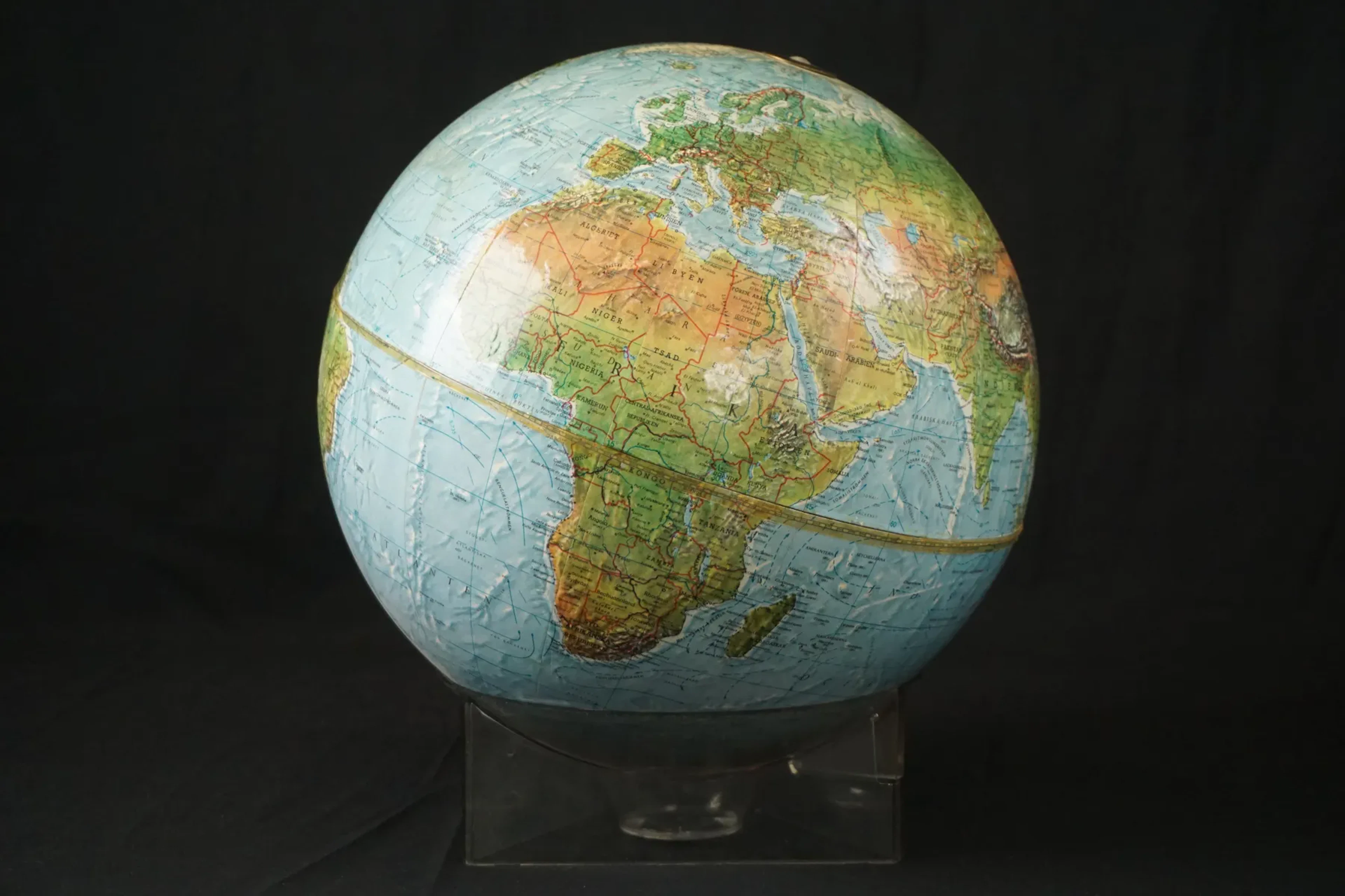 Scan Globe Jordglob 1958-1960. M13