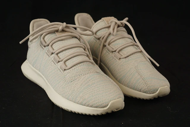 Adidas Tubular Shadow 38. A329