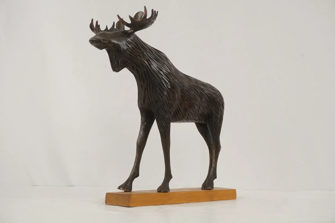Älg Skulptur. G35