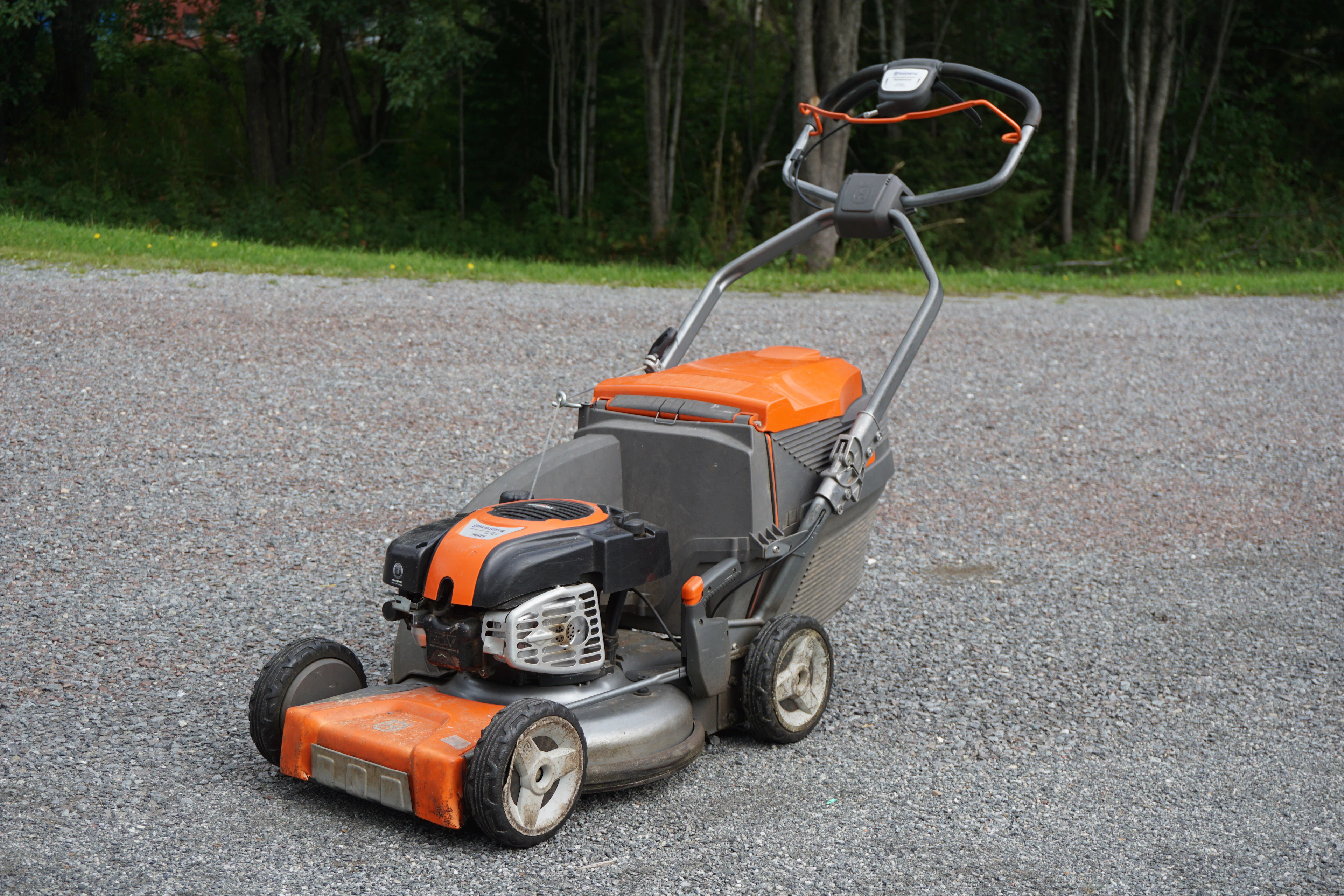 Gräsklippare Husqvarna LC 48 e 750. B224