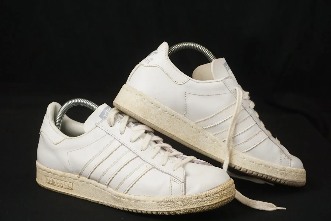 Adidas Century Skor 40 2/3. A287/