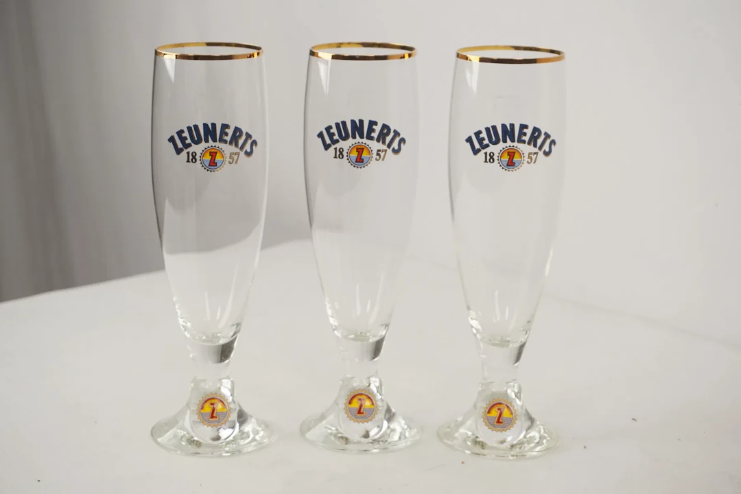 3st Zeunerts ölglas. G4