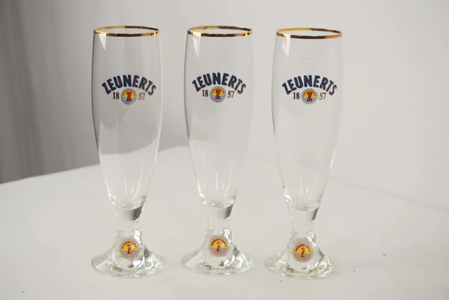 3st Zeunerts ölglas. G4