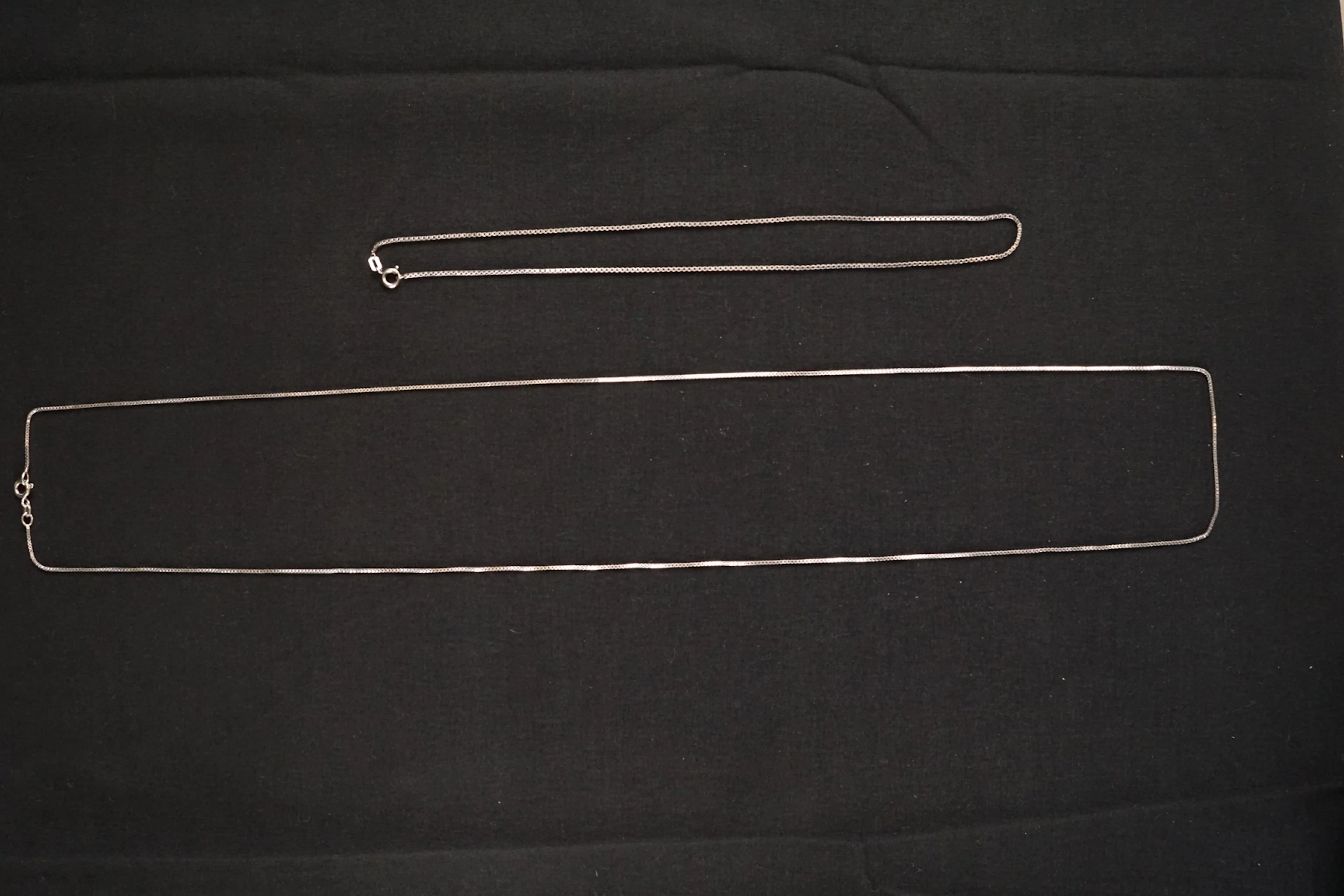 2st Silverhalsband 7,3g. A61