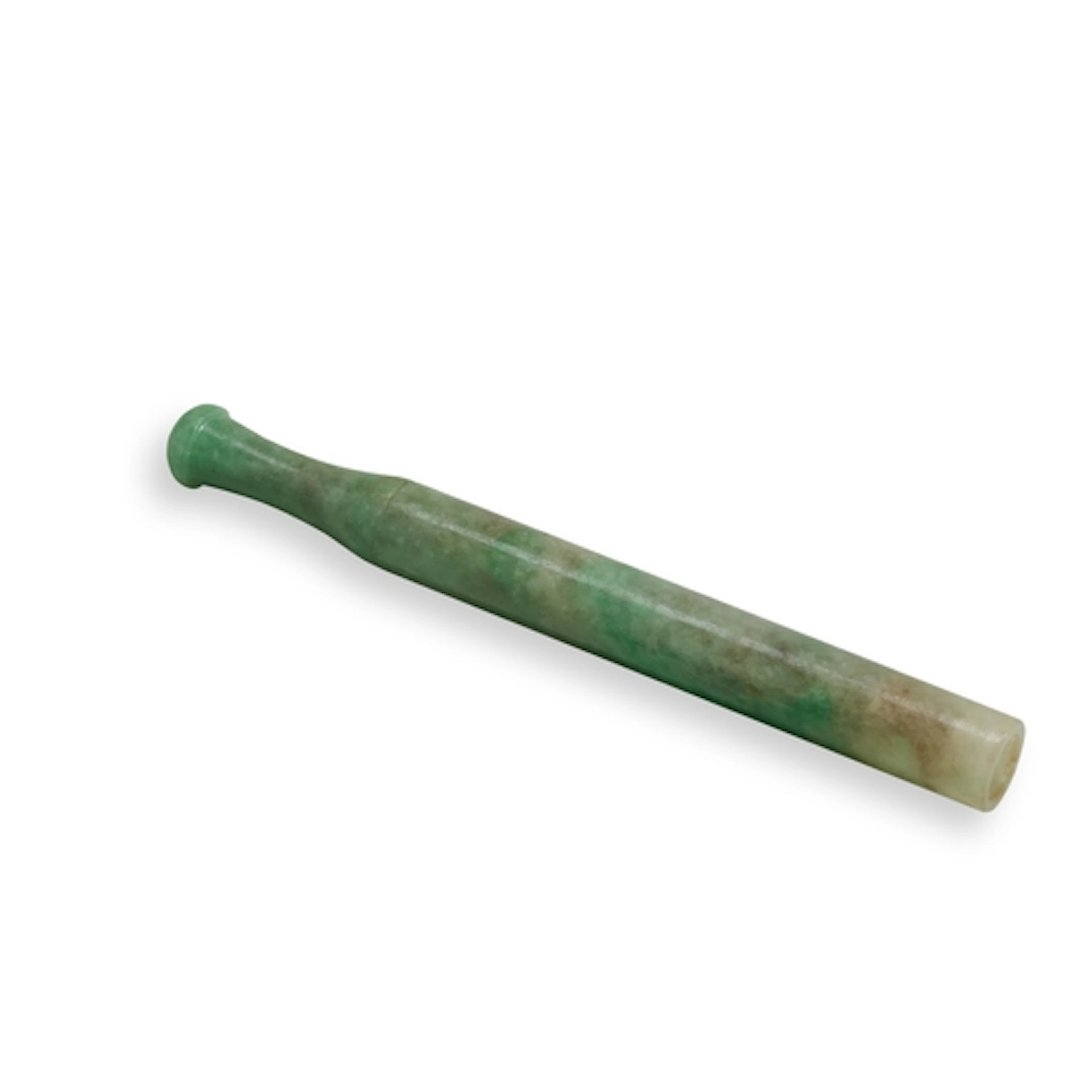 A JADEITE TOBACCO PIPE, 20TH CENTURY 翡翠烟管 二十世纪 The slender c...