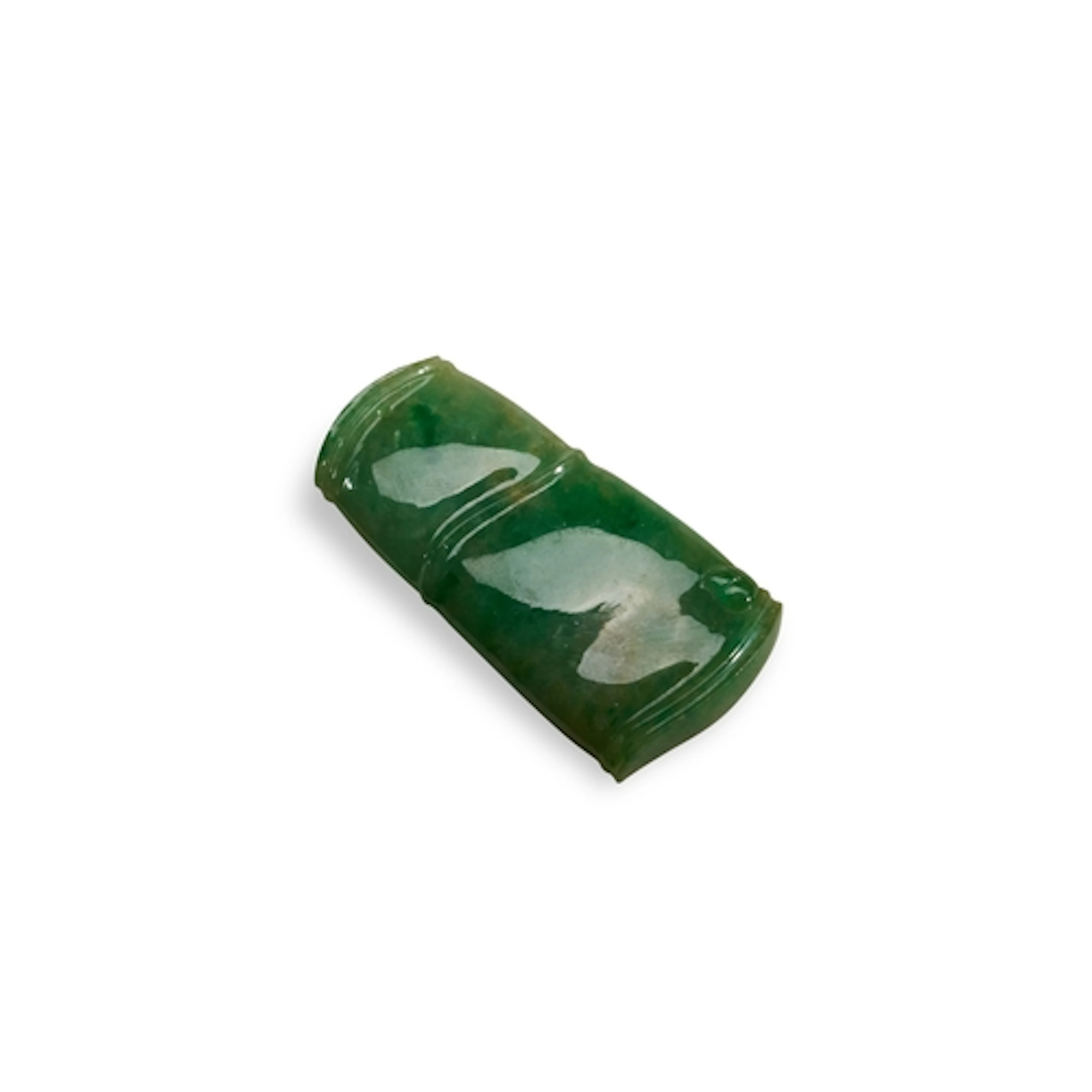 A JADEITE ‘BAMBOO’ PENDANT,20TH CENTURY 翡翠竹雕挂件 二十世纪 Carved i...