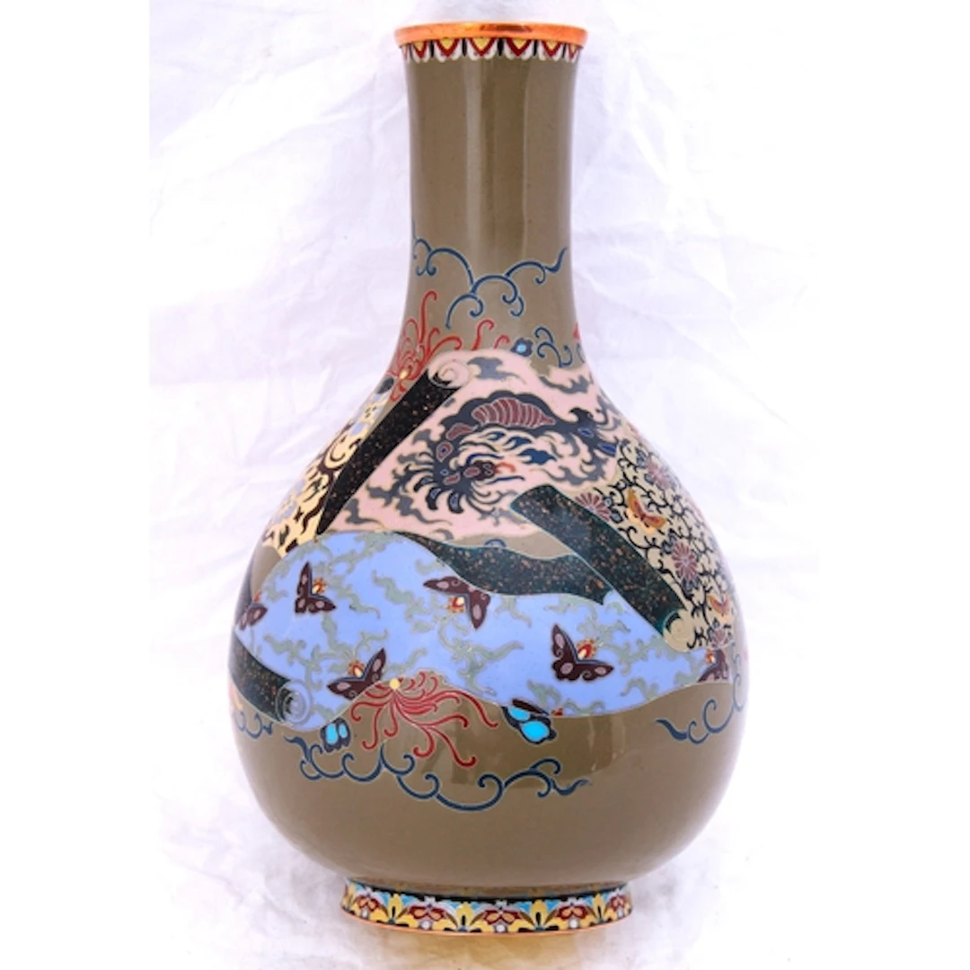 A GOOD JAPANESE CLOISONNÉ VASE MEIJI PERIOD (1868-1912) the ...