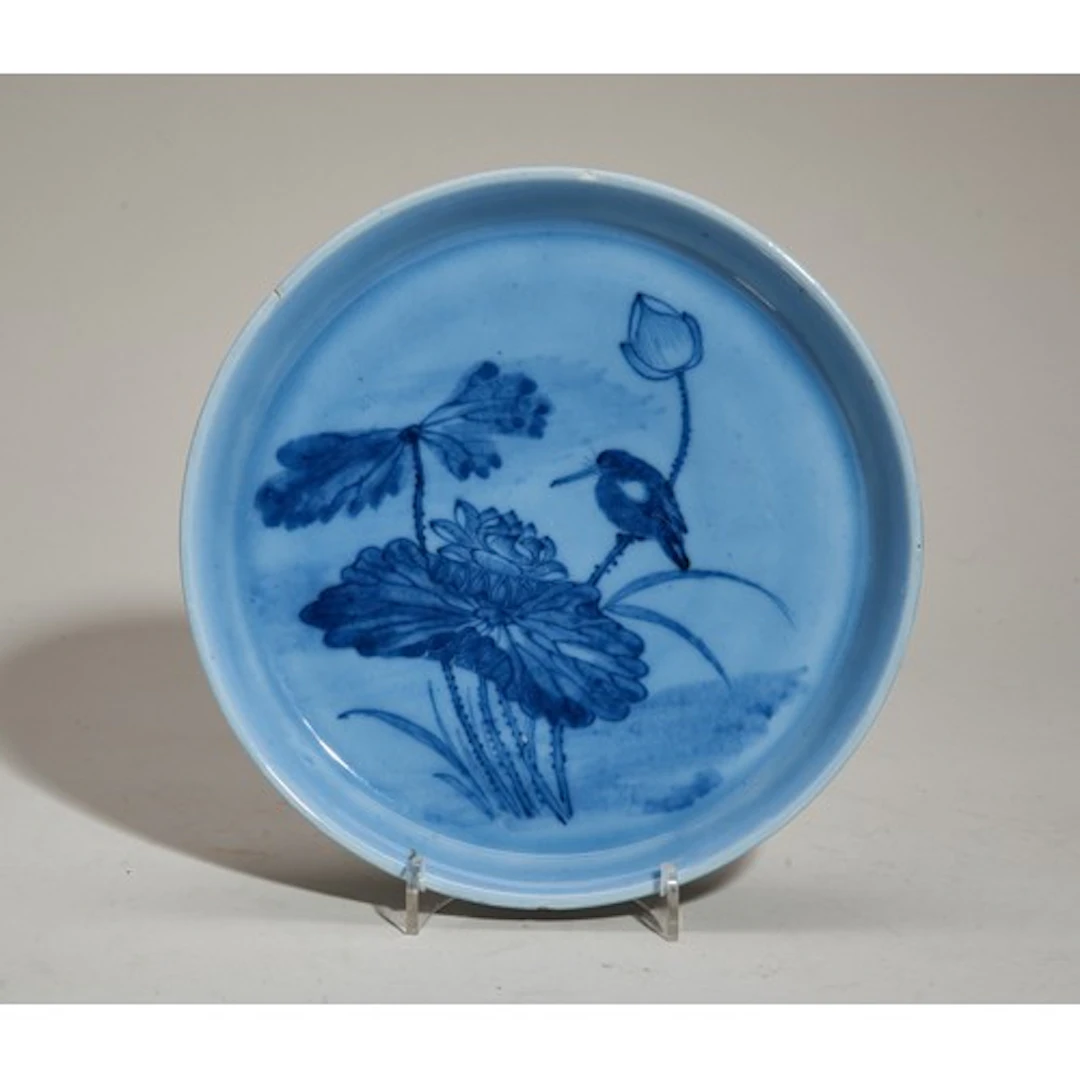 A RARE CHINESE 'MINYAO' DEEP SAUCER DISH QIANLONG PERIOD (17...