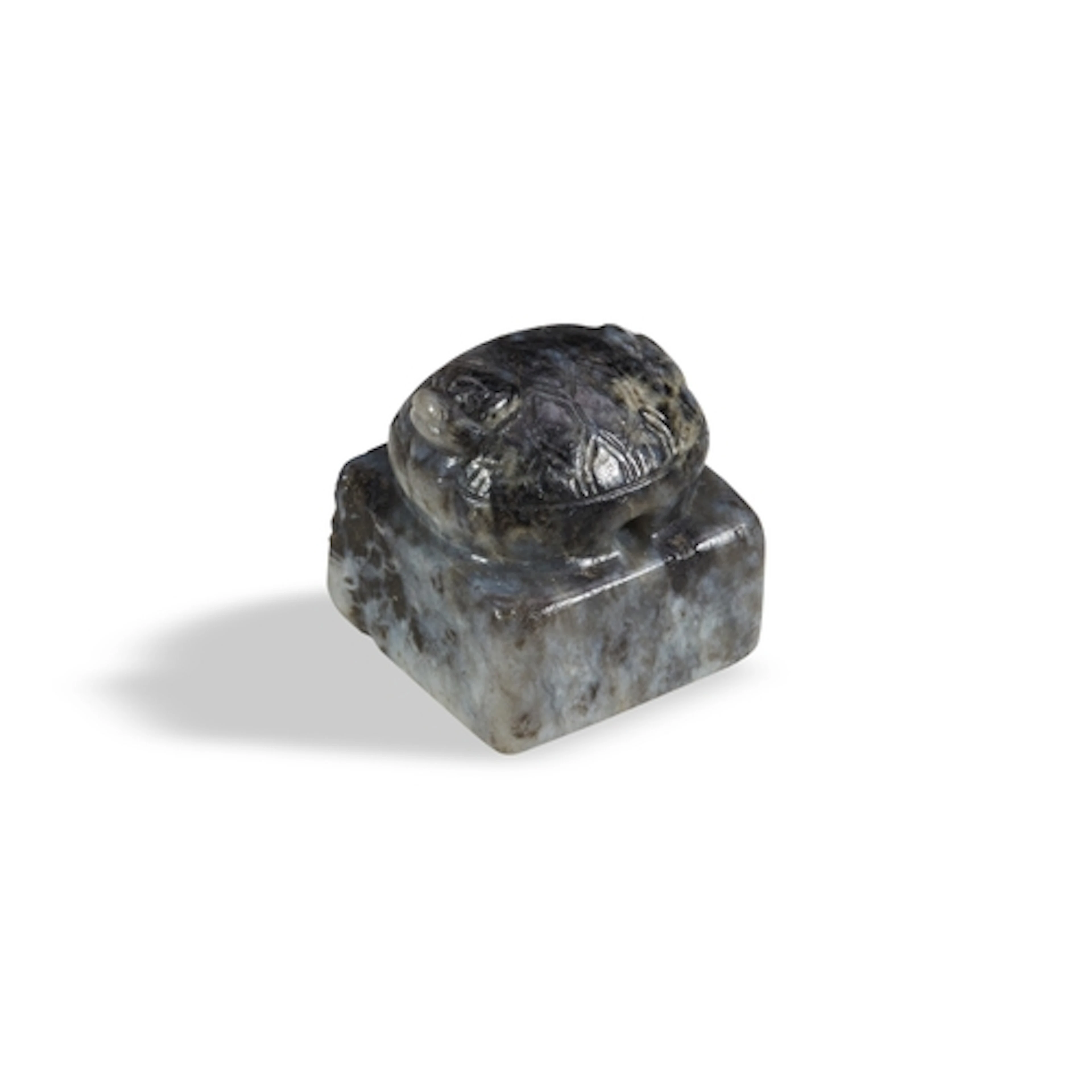 A MOTTLED GREY-BLACK TORTOISE SEAL, QING DYNASTY, 19TH CENTU...