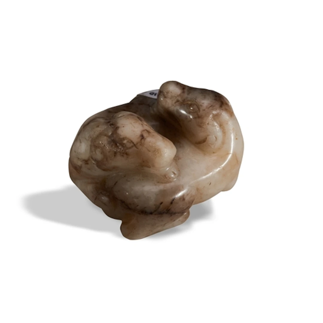 A MOTTLED GREY JADE 'DOUBLE RAM' GROUP LATE MING DYNASTY, 17...