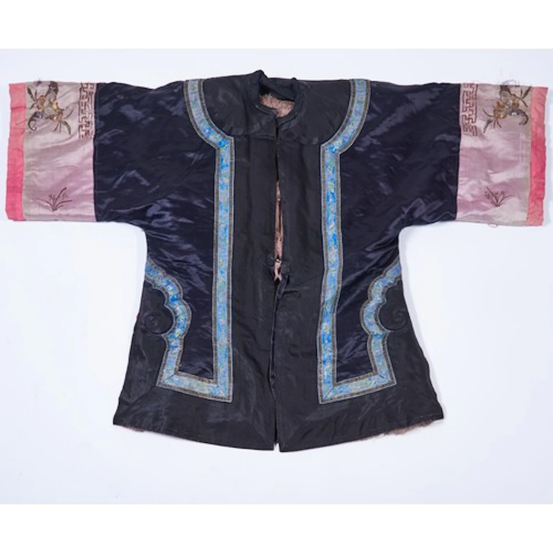 A GOOD BLACK-GROUND FUR LINED SILK WINTER COAT GUANGXU PERIO...
