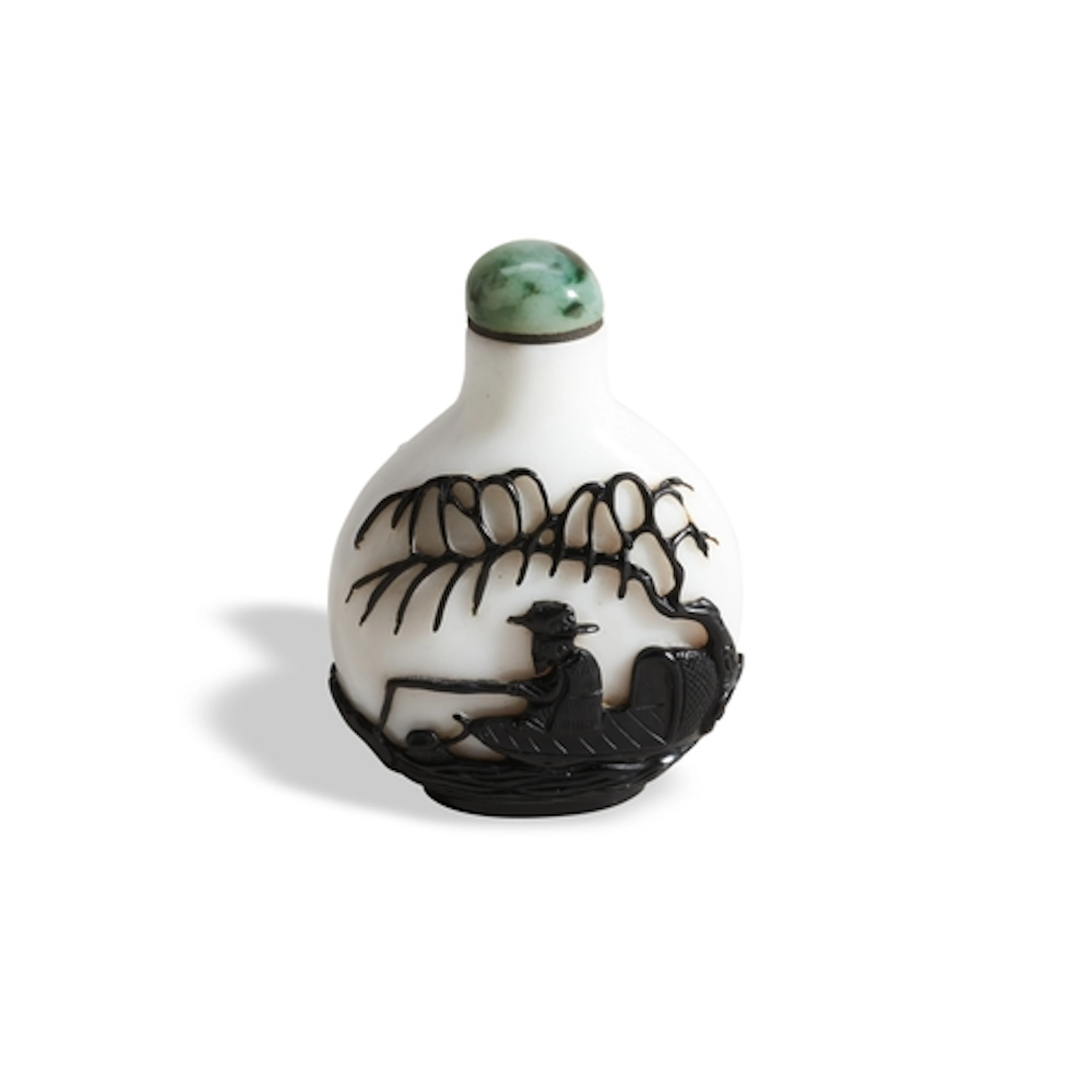 A BLACK-OVERLAY GLASS SNUFF BOTTLE QING DYNASTY, 19TH CENTUR...