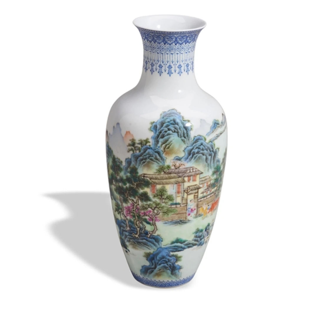 A EXTREMELY FINE FAMILLE ROSE EGGSHELL VASE EARLY REPUBLIC P...