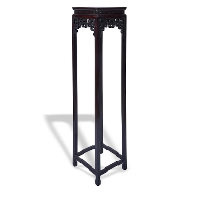 A CHINESE CARVED HARDWOOD STAND LATE QING DYNASTY 硬木架 晚清 the...