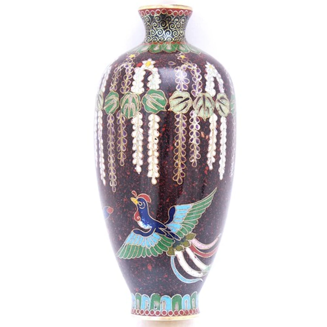 A SMALL JAPANESE CLOISONNÉ VASE MEIJI PERIOD (1868-1912) dec...
