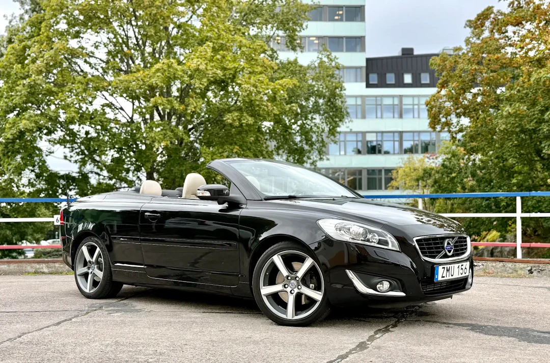 2013 Volvo C70 (NA)