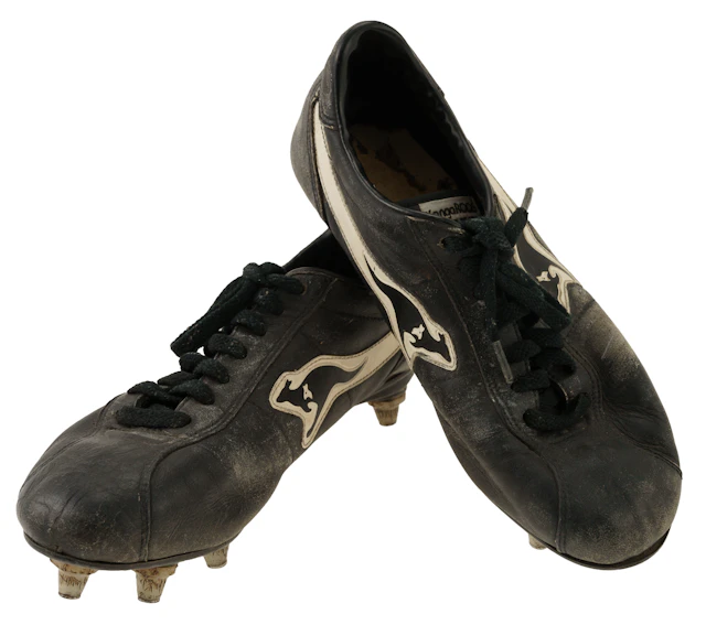 Circa 1980s Walter Payton Chicago Bears Game-Used Cleats - MEARS