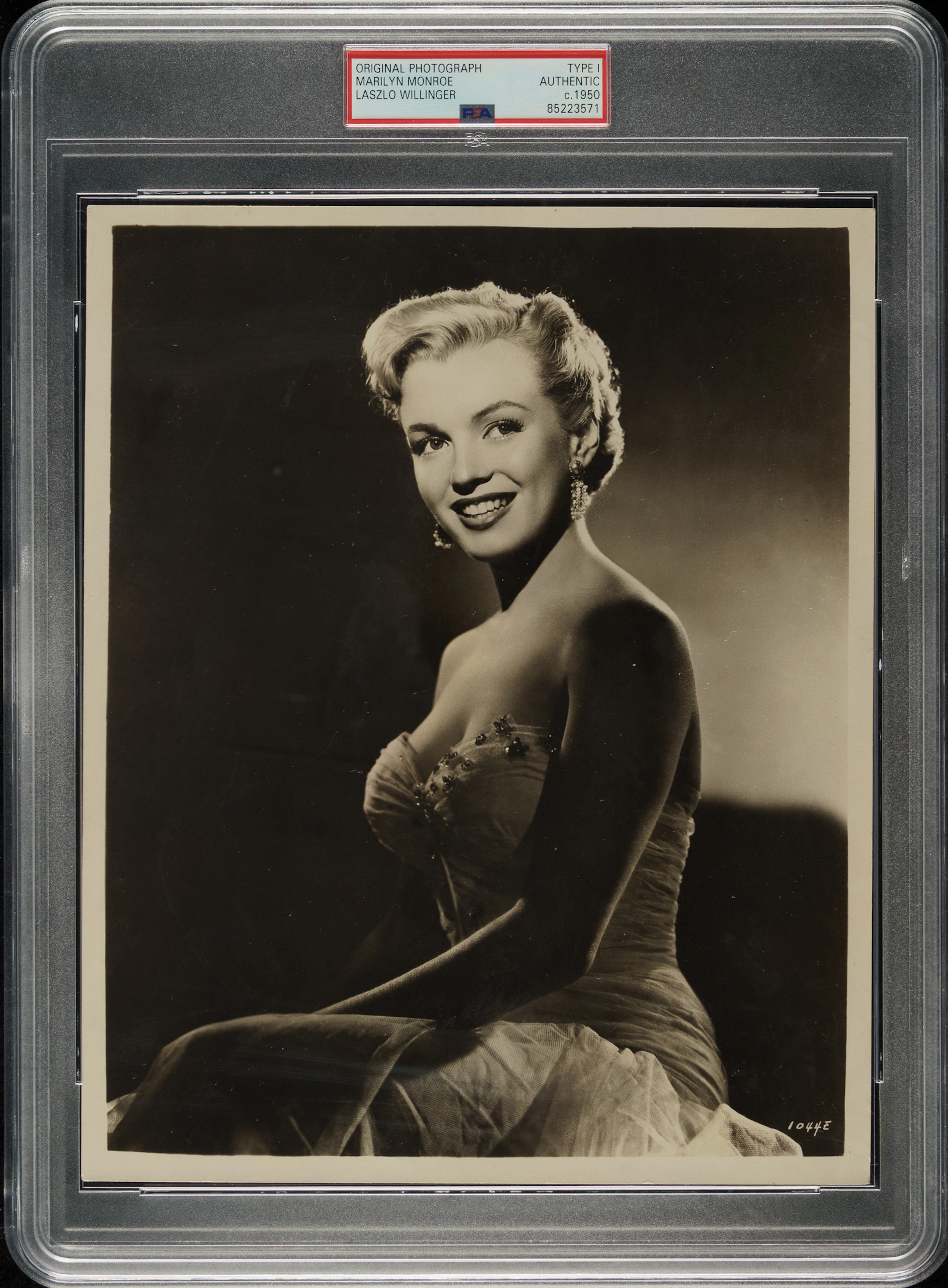 Circa 1950s Marilyn Monroe Original Laszlo Willinger Photograph PSA/DNA Type I